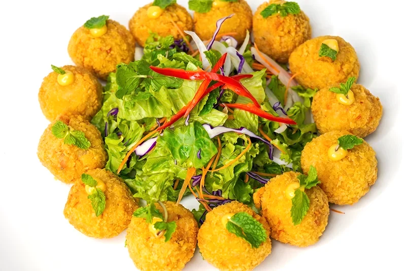 Viên Heo Hoàng Kim Chiên Xù